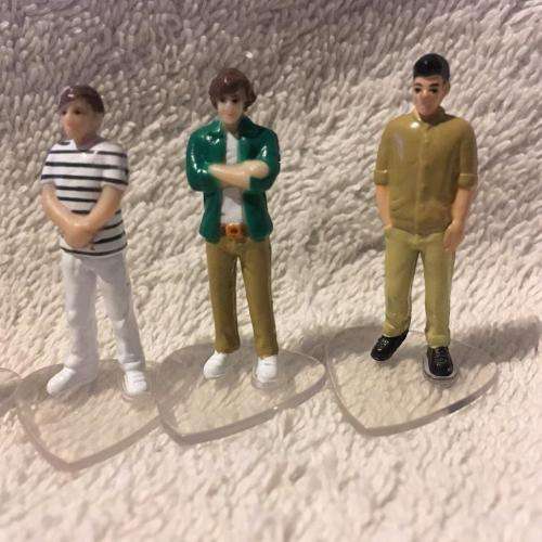 5 x Slot Car Figures 4cm tall