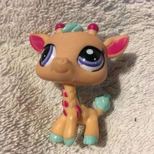 Littlest Pet Shop LPS Character No 23