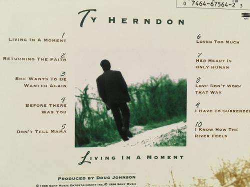 CD - Ty Herndon - Living In A Moment