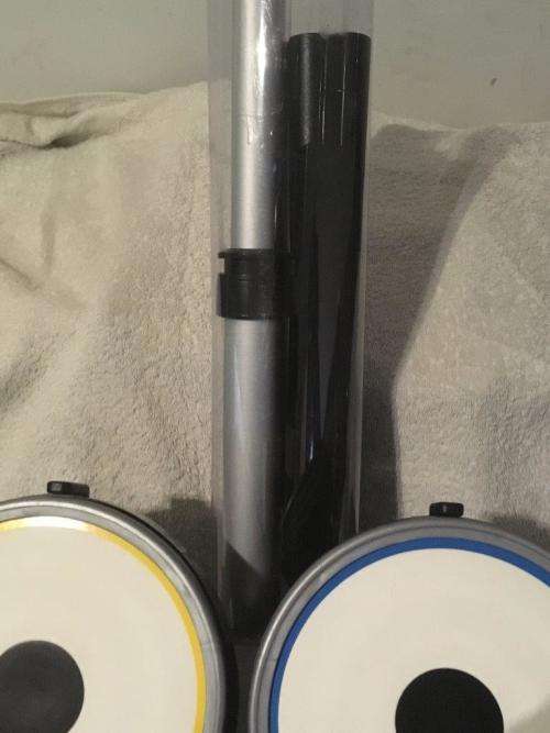 Xbox 360 - The Beatles Rock Band  Stand Alone Drum Set + The Beatles Rock band