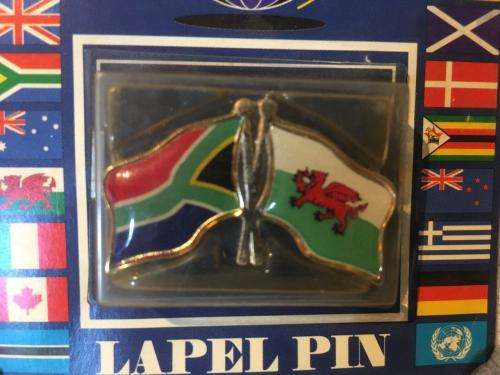 Rugby World Cup  Friendship Lapel Pin Wales South Africa (NOS)