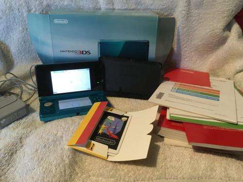 Nintendo 3DS Console Boxed Aqua Blue 2gb SD storage