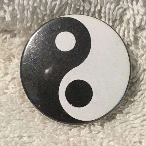Yin Yang Tin Badge (NOS)