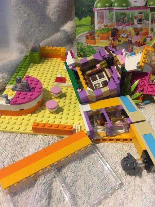 Large Job Lot of Lego Friends sets + instructions
