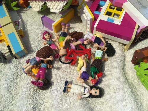 Large Job Lot of Lego Friends sets + instructions