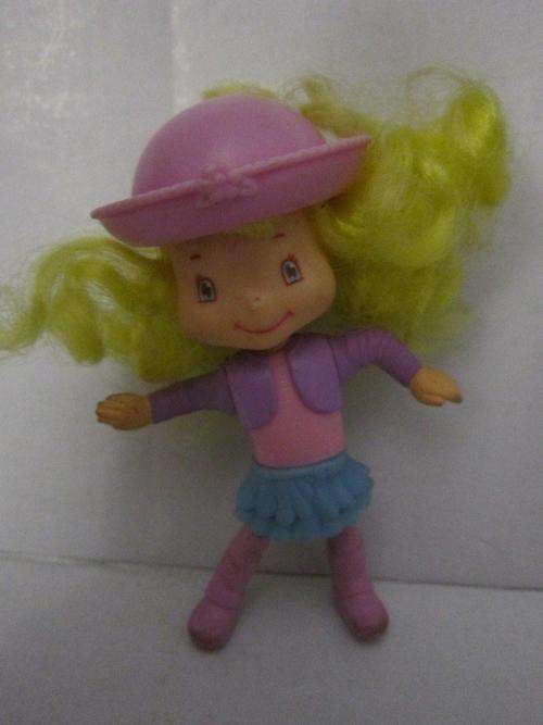 McDonalds - Strawberry Shortcake Angel cake 2007