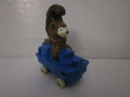 Over the HEdge toy plastic +- 6.5cm tall