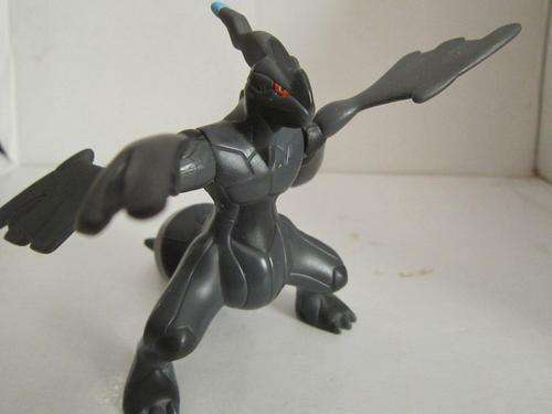 McDonalds - Pokemon Zekron 2011