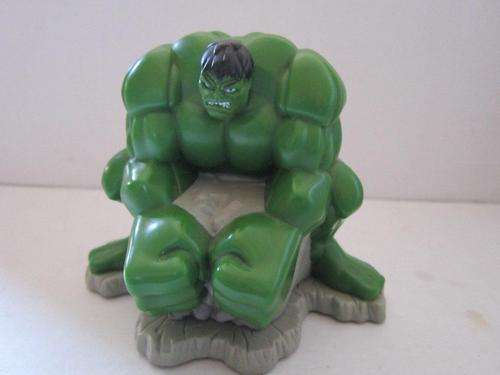 Hulk  Marvel 2003 Static Hard Plastic. Makes sound when tapped +-7cm tall
