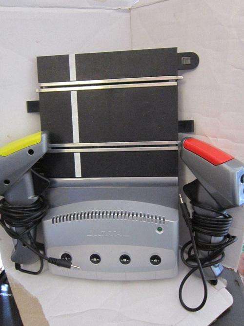 Scalextric Digital 4 car Powerbase and Two Controllers
