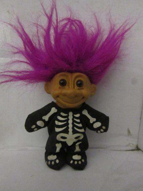 Russ Troll Skeleton outfit +-12.5cm