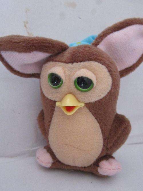 McDonalds Furby by Hasbro +8cm - Brown