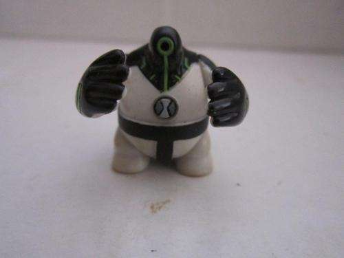 Ben 10 Rubber static Figure no3 +- 3cm