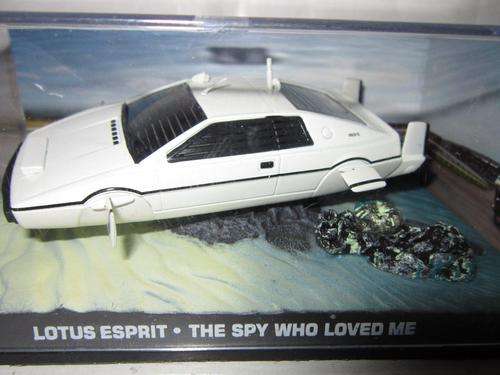 Lotus Esprit - The Spy Who Loved Me - James Bond Collection (Car only no magazine)
