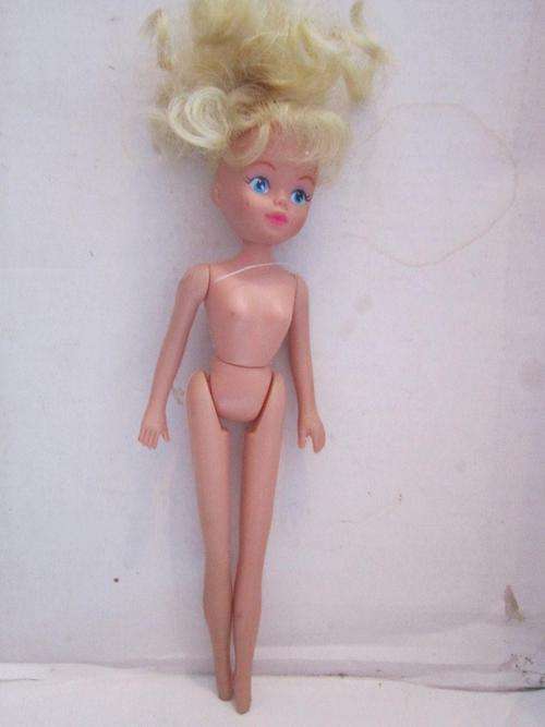 Doll Made in Hong Kong +-17cm