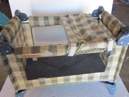 Graco doll Cot