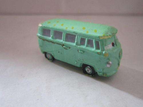 VW Combi - Disney Pixar - Cars - Static Hard Rubber +-3.5cm Long
