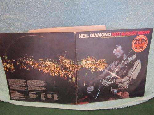 L.P. - Neil Diamond - Hot August Night (double LP)