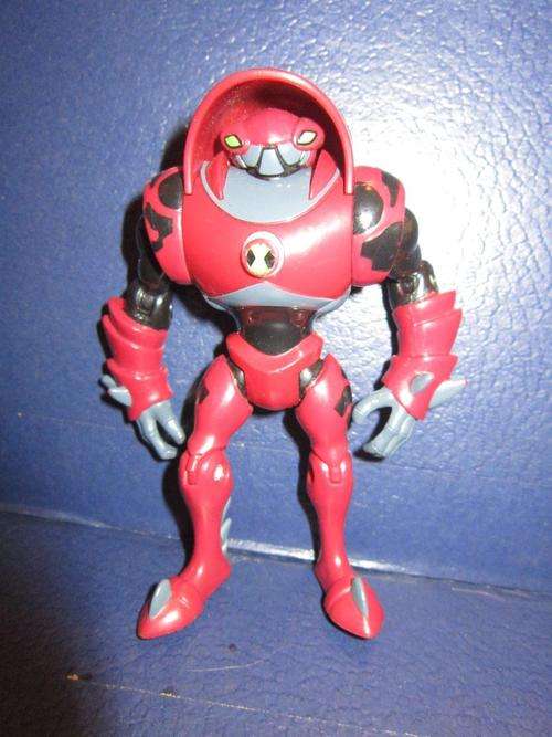 Ben 10 articulated Figure +- 10.5cm
