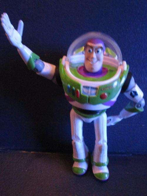 Articulated Buzz Lightyear  - Toy Story  - Disney / Pixaar +-15cm
