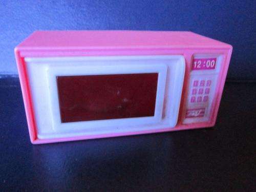 Barbie Microwave oven - MAttel 1992 +-12cm Long