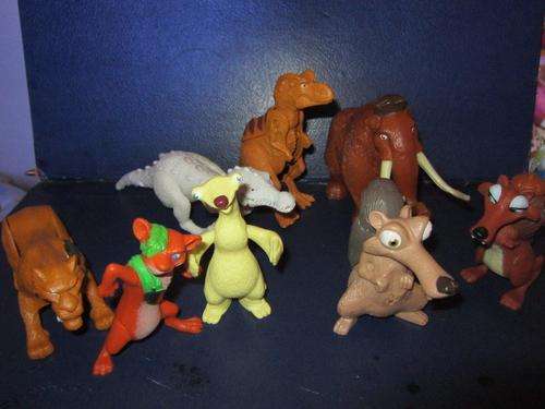 McDonalds - COMPLETE SET -ICE AGE Dawn of the Dinosaurs 2009