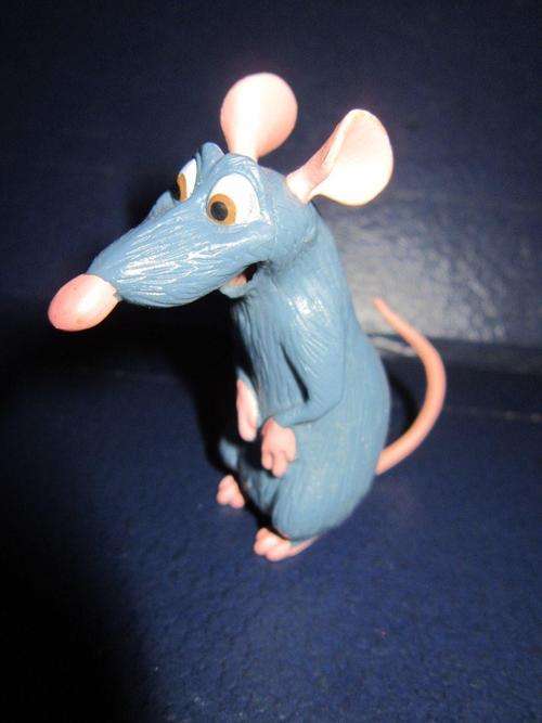 Rat  2- Ratatoulie- Disney Pixaar - Hard Rubber +-6.5cm