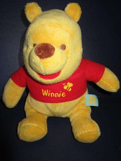 Winnie The Pooh  - Disney Baby - 23cm nice and soft