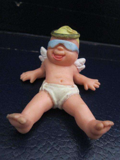 Baby Angel in Diapers - Hard Rubbers +-7cm