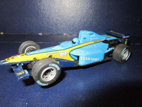 Carrera Go - Renault  1:43 Scale