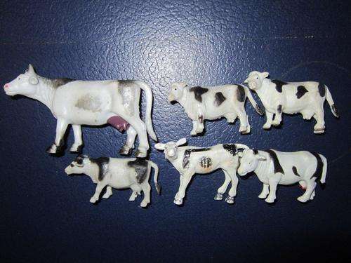 Job Lot Cows rubber and plastic x 6