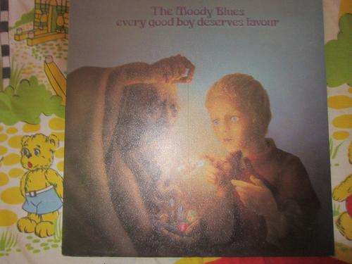 L.P. - The Moody Blues - Every Good Boy Deserves Favour