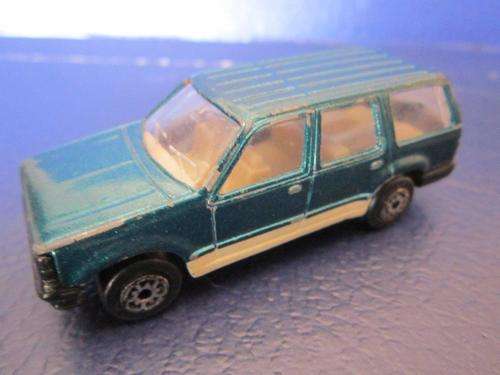 Maisto - Ford Explorer