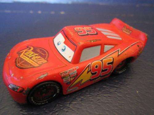 Lightning McQueen - Disney Pixar - Die Cast +-6.5cm