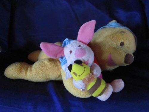 Winnie the phoo - Winnie holding piglet  +/- 35cm Fisher Price - Disney