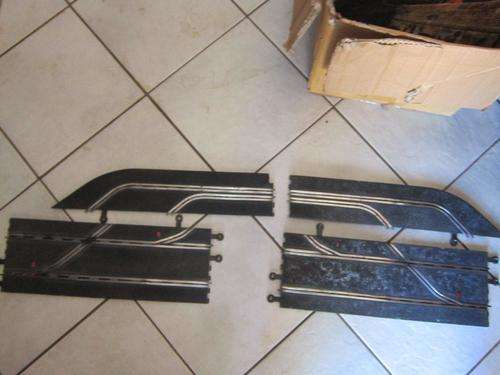 Scalextric - Pit lane1:32 Scale Classic track