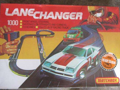 Matchbox Lane Changer Slot car Set 1:64 Scale