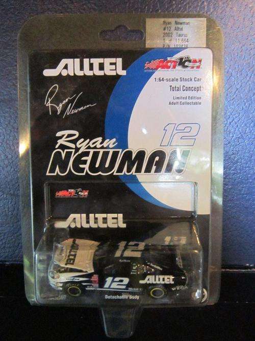 Action AP - Nascar Ryan Newman #12 2002 Taurus - LTD Edition 1:64 Scale