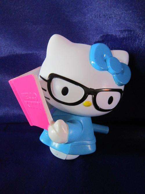 McDonalds - Hello Kitty Reading - 2013