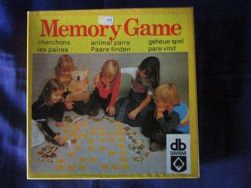 Vintage -  Memory Board game - West Germany +/- 19.5 x 19.5 x 3cm