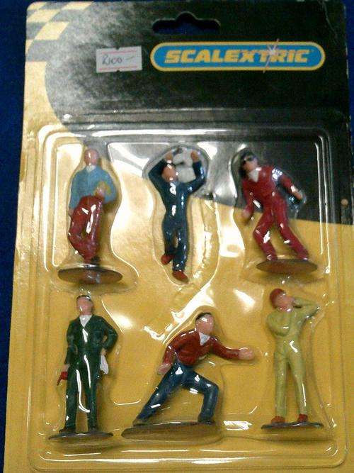 Scalextric Trackside Figurines 1:32 Scale
