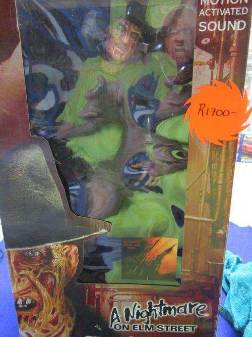 Collectable A nightmare on Elm Street Freddy Kruger motion activated sound +/- 45cm