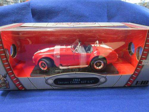 Road Signature Collection - 1964 Shelby Cobra 427 S/C -  1:18 Scale