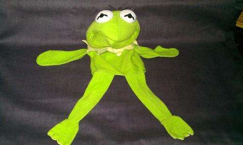 Muppets - Kermit the frog - Hand Puppet would fit a adult hand