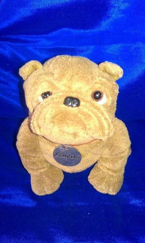 Sally Dog - Bull dog +/- 20cm