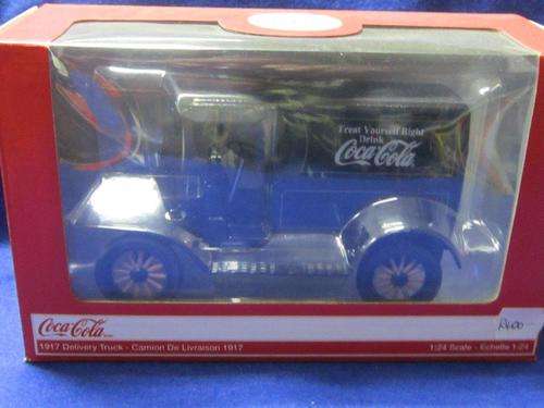 Motor City Classics - Coca-Cola 1917 Delivery Truck 1:24 Scale