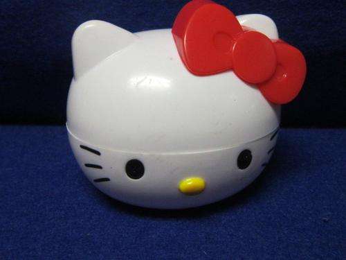 McDonalds - Hello Kitty  - 2011