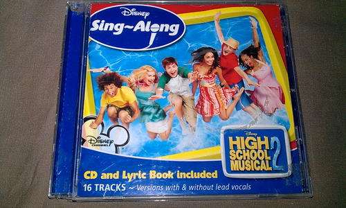 CD - High School Musical 2 - Lyric book included
