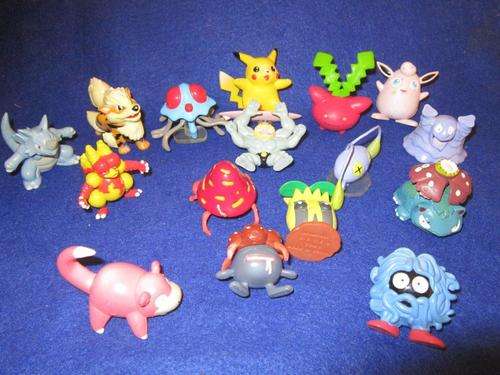16 x Pokemon Figure's By Tomy +-5cm