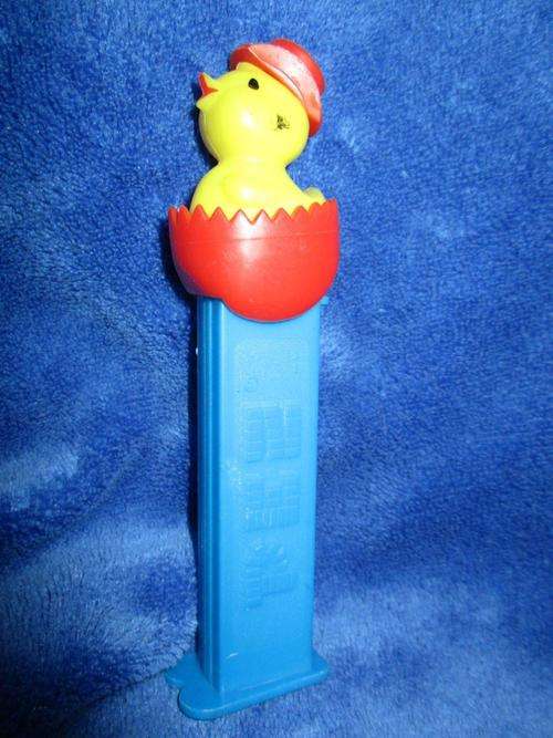 PEZ - Chick Hatching Pez Dispenser